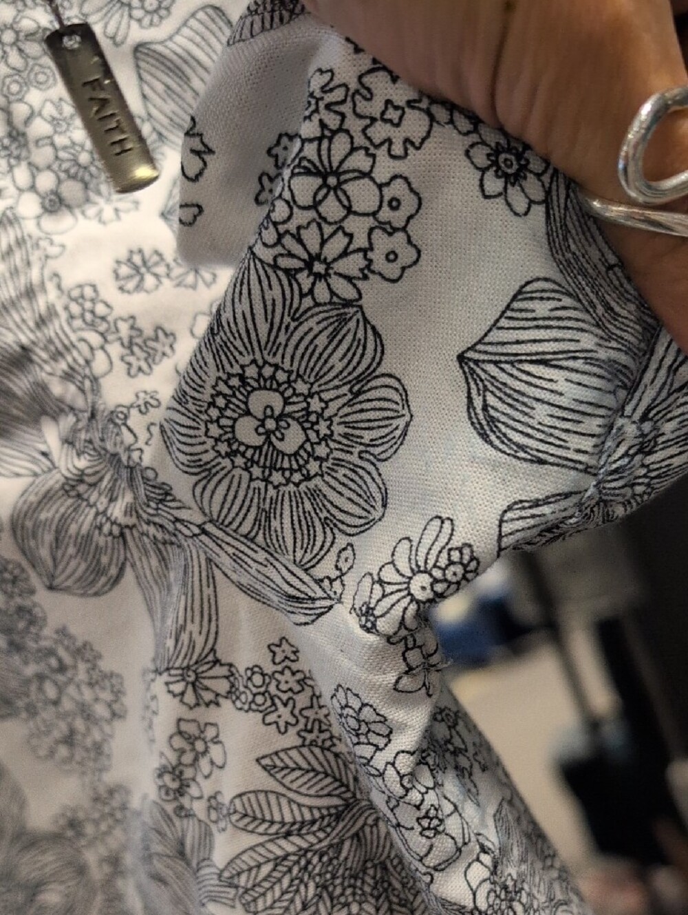 Original Penguin Black And White Floral Short-Sleeve Button-Down Shirt - Picture 9 of 9